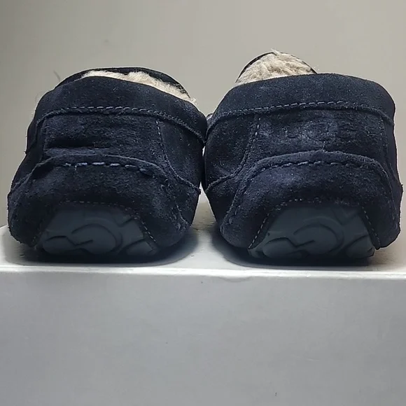 Ugg Ascot navy slippers 110110 size 12 - Picture 4 of 9